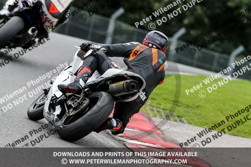 PJM Photography;anglesey;brands hatch;cadwell park;croft;donington park;enduro digital images;event digital images;eventdigitalimages;mallory;no limits;oulton park;peter wileman photography;racing digital images;silverstone;snetterton;trackday digital images;trackday photos;vmcc banbury run;welsh 2 day enduro